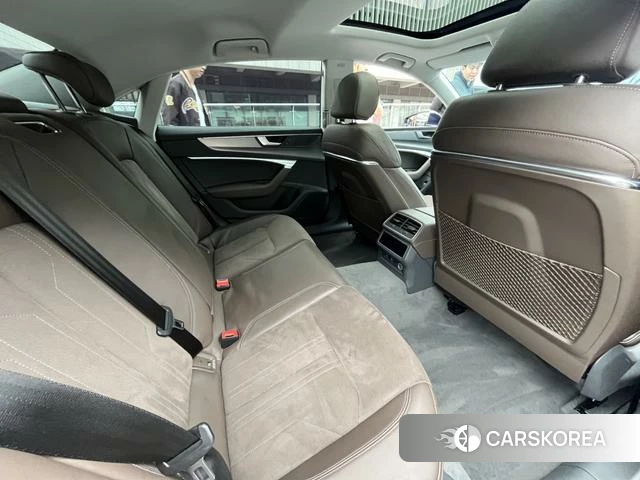 Audi A7L 2023 Синий из Китая, фото 5