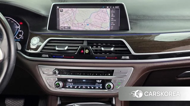 BMW 7 Series (G11) 2020 Черный из Кореи, фото 5