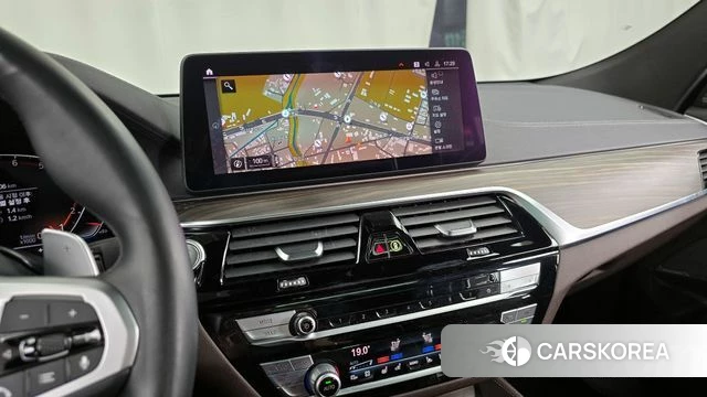 BMW 6 Series GT (G32) 2021 Белый из Кореи, фото 5