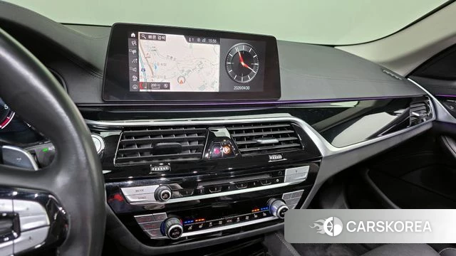 BMW 5 Series (G30) 2019 Белый из Кореи, фото 5