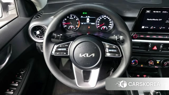 Kia The New K3 2nd generation 2023 Белый из Кореи, фото 5