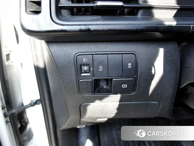 Hyundai Staria 2021 Белый из Кореи, фото 5