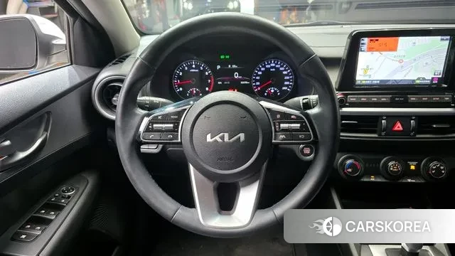 Kia The New K3 2nd generation 2021 Белый из Кореи, фото 5
