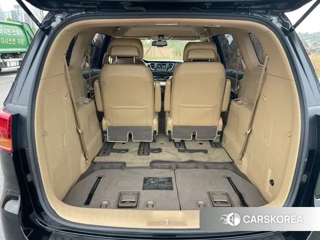 Kia The New Carnival 2018 Черный из Кореи, фото 5