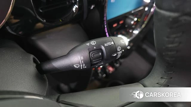 Mini Cooper 2023 Красный из Кореи, фото 5