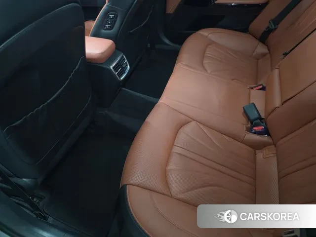 Kia The New K5 3rd generation 2024 Серебристо-серый из Кореи, фото 5