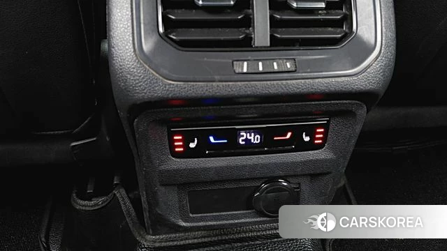 Volkswagen Tiguan Allspace 2023 Белый из Кореи, фото 5