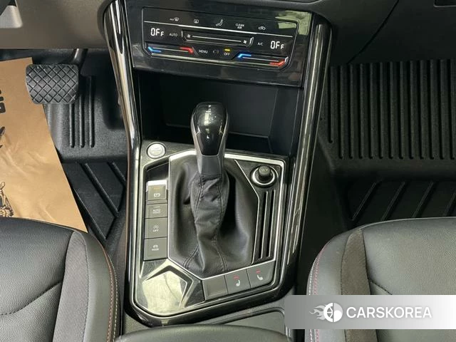 Volkswagen Tanyue 2021 Темно-серый из Китая, фото 5