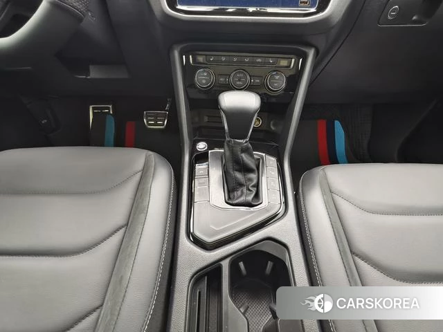 Volkswagen Tiguan L 2021 Белый из Китая, фото 5