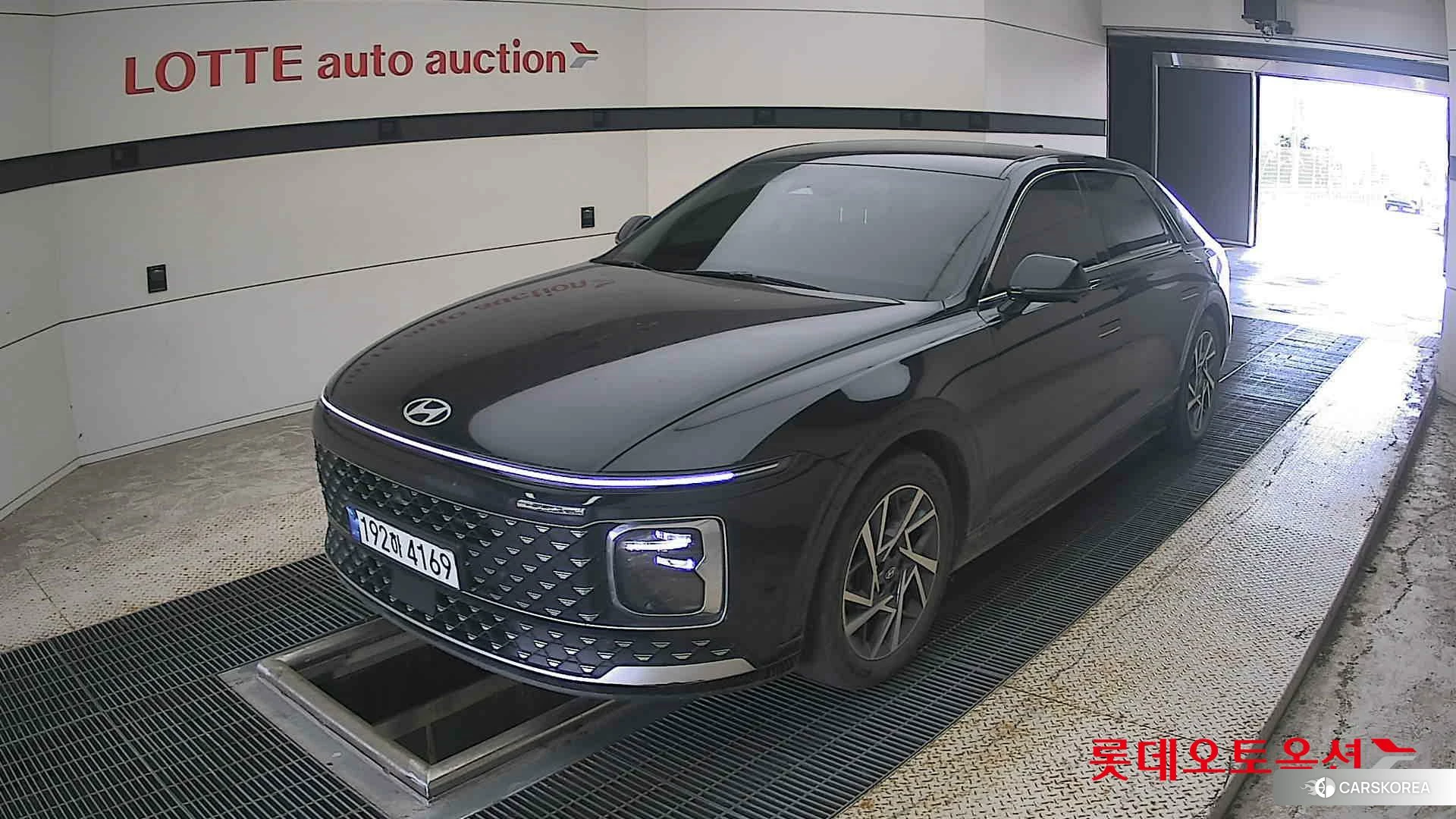 Hyundai Grandeur Hybrid 2023 Abyss Black Pearl из Кореи, фото 5