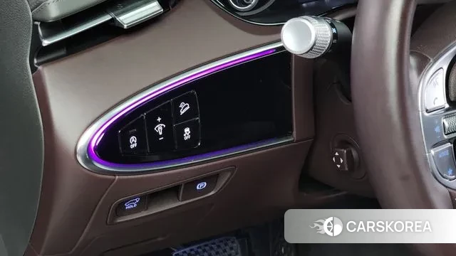 Genesis GV70 2022 Красный из Кореи, фото 5