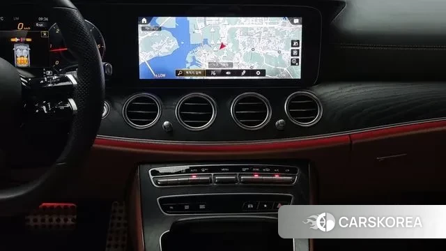 Mercedes-Benz E-Class W213 2021 Белый из Кореи, фото 5