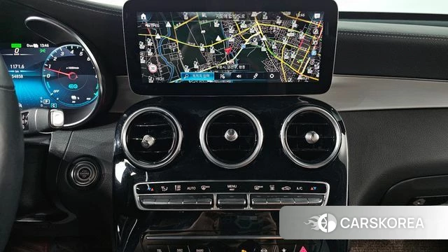 Mercedes-Benz GLC-Class X253 2022 Белый из Кореи, фото 5