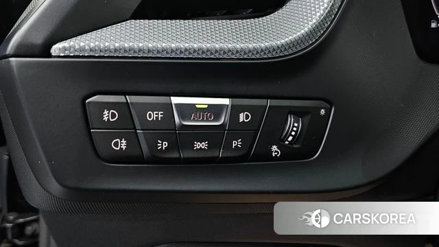 BMW 1 Series (F40) 2022 Черный из Кореи, фото 5