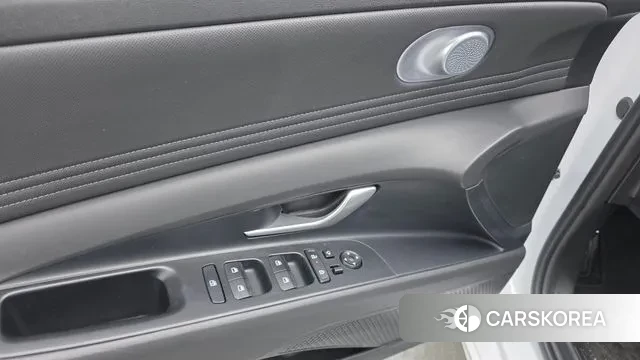 Hyundai The New Avante (CN7) 2024 Белый из Кореи, фото 5