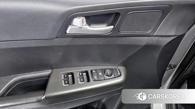 Kia Sportage The Bold 2019 Серебристо-серый из Кореи, фото 5