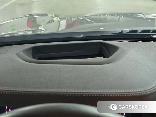 BMW 5 Series (G30) 2022 Серебристо-серый из Кореи, фото 5