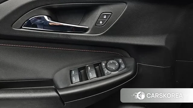 Chevrolet (GM Daewoo) Trailblazer 2023 Черный из Кореи, фото 5