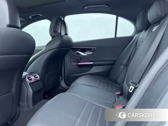 Mercedes-Benz Class C 2023 Белый из Китая, фото 5