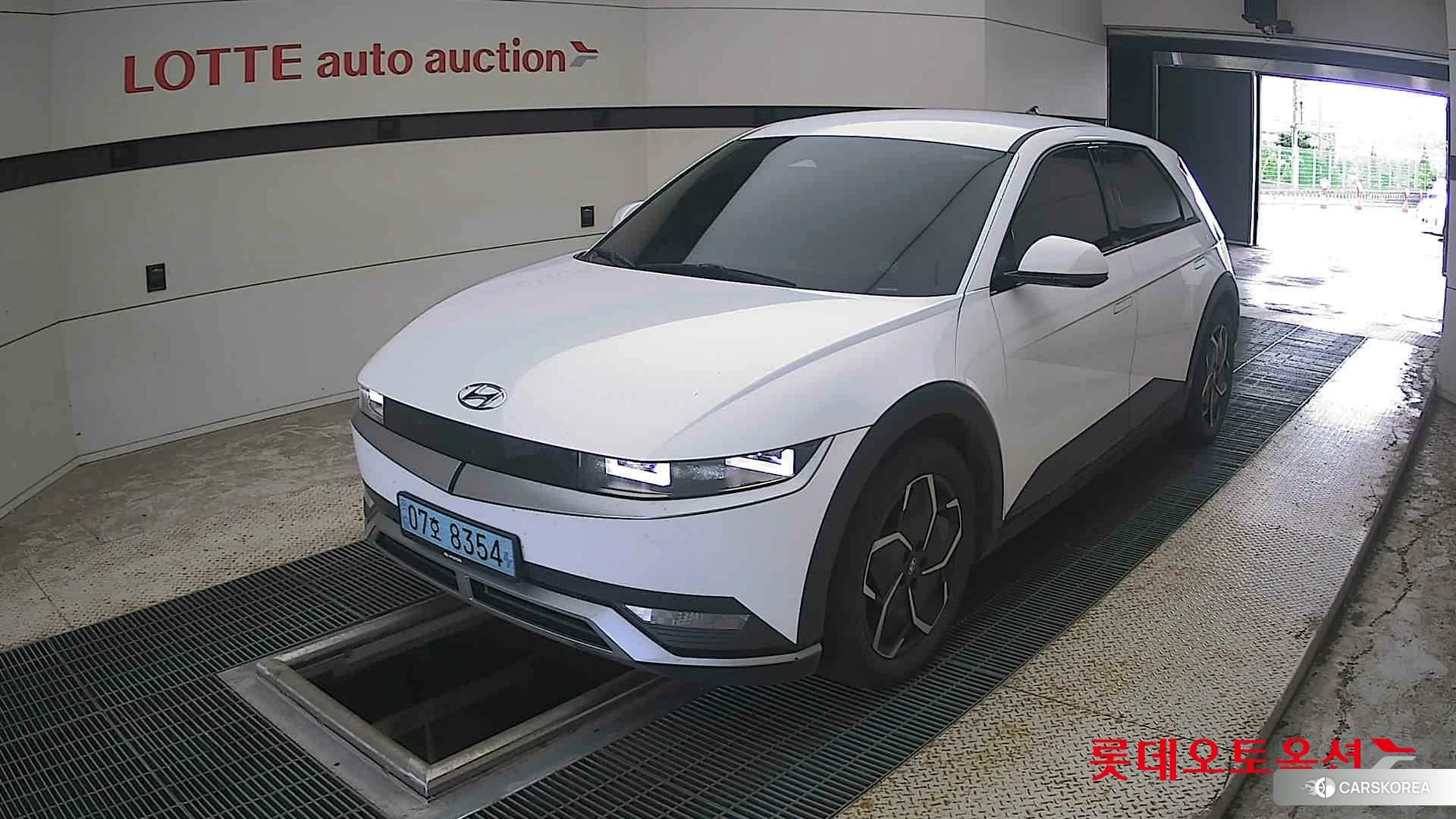 Hyundai IONIQ 5 2022 Atlas White из Кореи, фото 5
