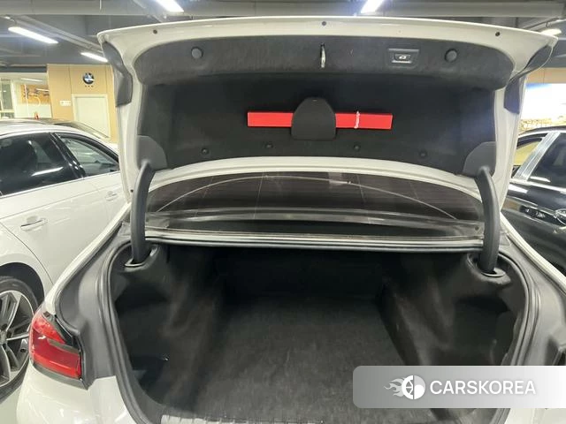 BMW 5 series 2019 Белый из Китая, фото 5