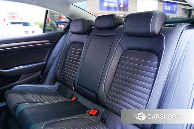 Volkswagen Magotan 2022 Черный из Китая, фото 5