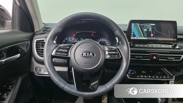 Kia Seltos 2021 Белый из Кореи, фото 5