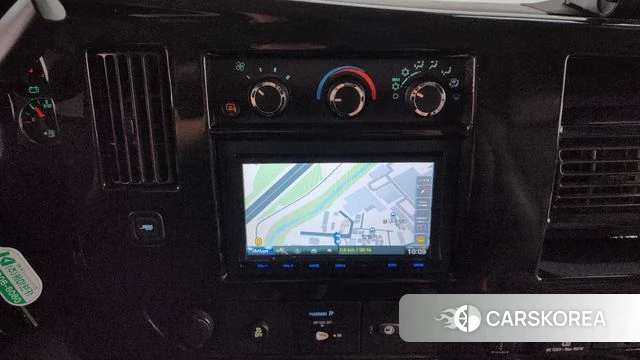 Chevrolet Express Van 2018 Белый из Кореи, фото 5