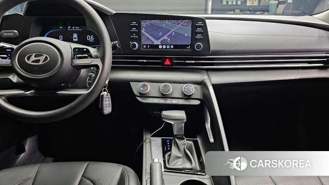 Hyundai The New Avante (CN7) 2023 Белый из Кореи, фото 5