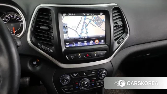 Jeep Cherokee (KL) 2018 Черный из Кореи, фото 5