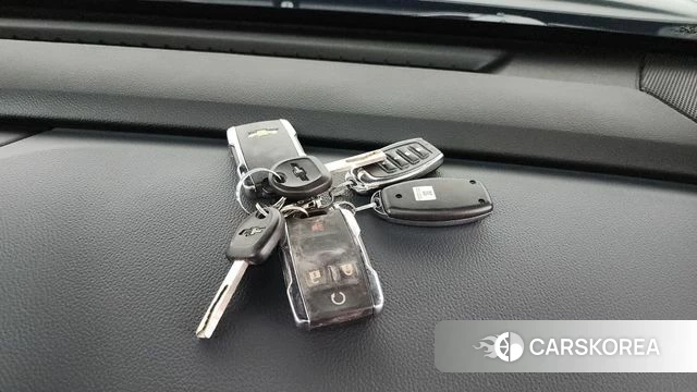Chevrolet (GM Daewoo) Real New Colorado 2021 Черный из Кореи, фото 5