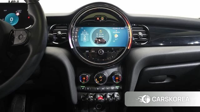 Mini Cooper 2021 Жемчужный цвет из Кореи, фото 5