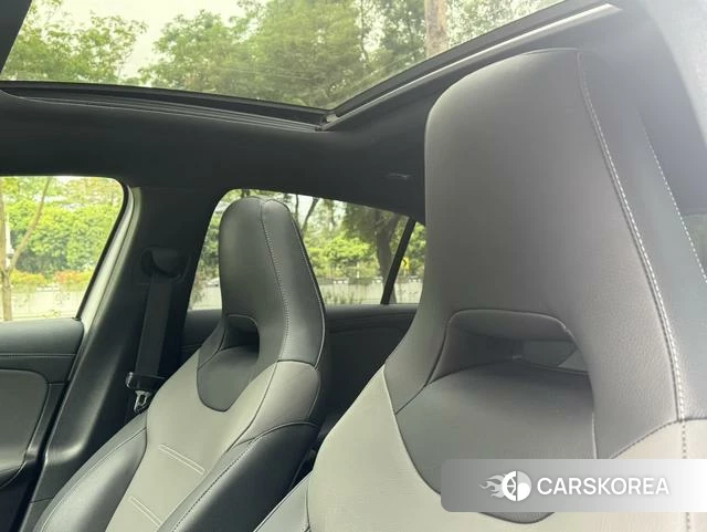 Mercedes-Benz Class A AMG (imported) 2022 Белый из Китая, фото 5