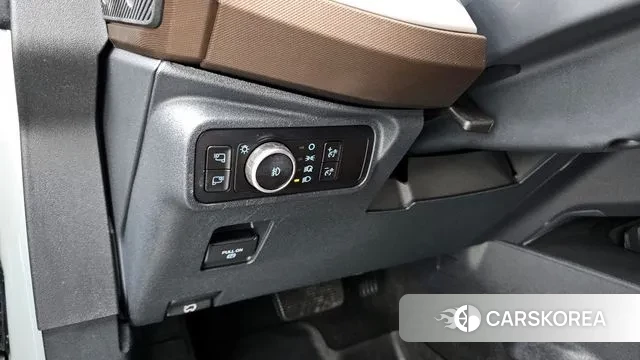 Ford Bronco 6th Generation 2023 Небесно-голубой из Кореи, фото 5