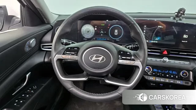 Hyundai The New Avante (CN7) 2024 Белый из Кореи, фото 5