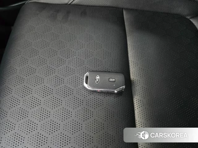 Kia Seltos 2020 Серый из Кореи, фото 5
