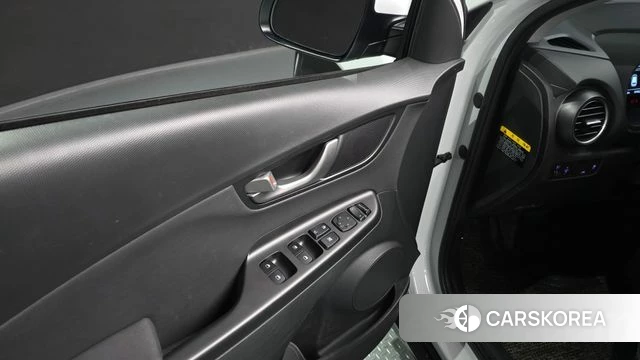 Hyundai Kona 2019 Белый из Кореи, фото 5