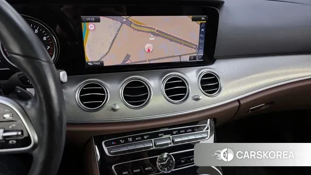 Mercedes-Benz E-Class W213 2019 Белый из Кореи, фото 5