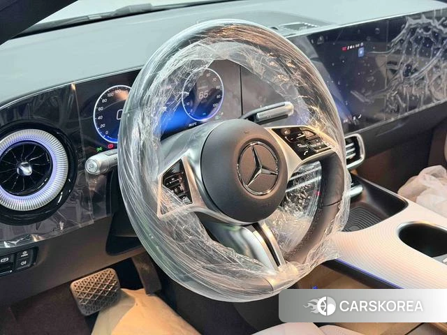 Mercedes-Benz CLA EV 2025 Серебристо-серый из Китая, фото 5