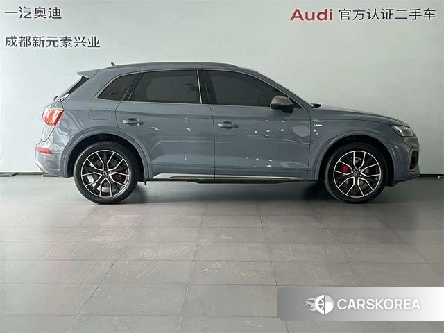 Audi Q5L 2022 Синий из Китая, фото 5