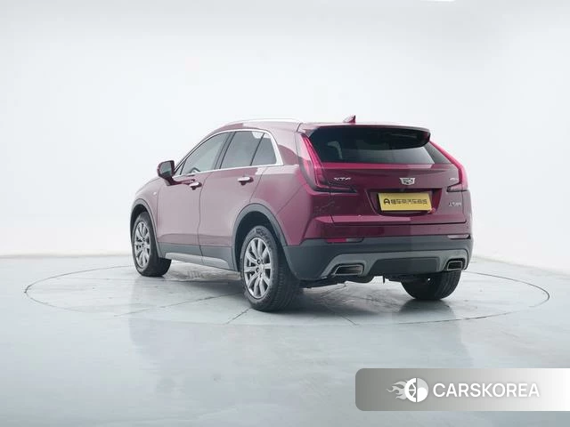 Cadillac XT4 2020 Красный из Китая, фото 5