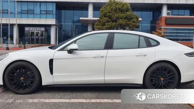 Porsche Panamera (971) 2018 Белый из Кореи, фото 5