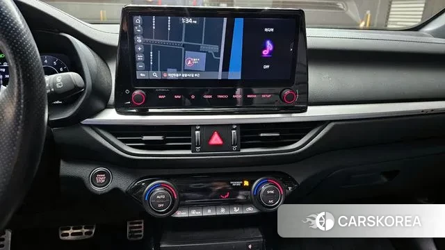 Kia The New K3 2nd generation 2022 Белый из Кореи, фото 5