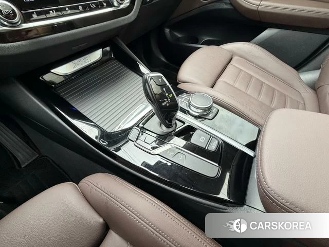 BMW X3 2021 Черный из Китая, фото 5
