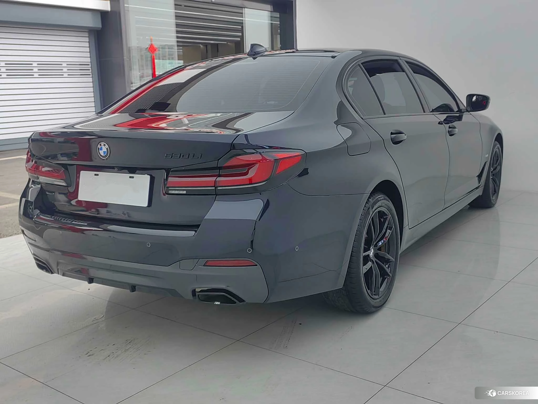 BMW 5 series 2022 Черный из Китая, фото 5