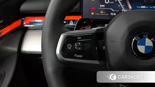 BMW 5 Series (G30) 2025 Серый из Кореи, фото 5