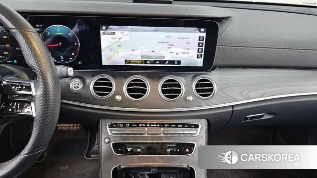 Mercedes-Benz E-Class W213 2020 Серый из Кореи, фото 5