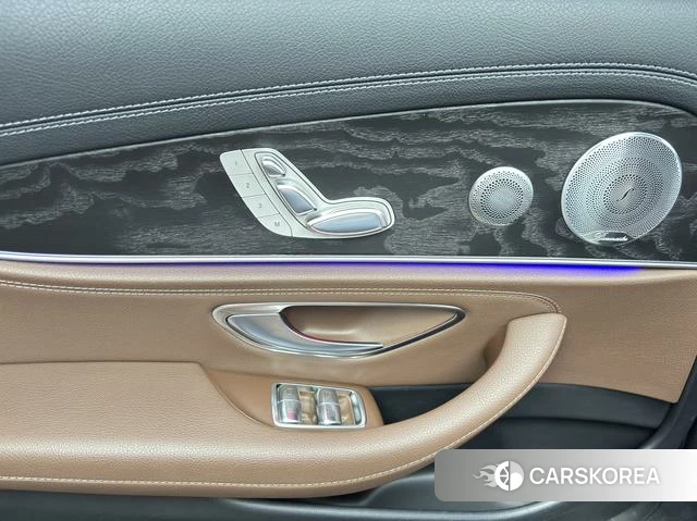 Mercedes-Benz E-class 2020 Черный из Китая, фото 5