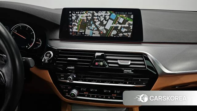 BMW 5 Series (G30) 2018 Черный из Кореи, фото 5