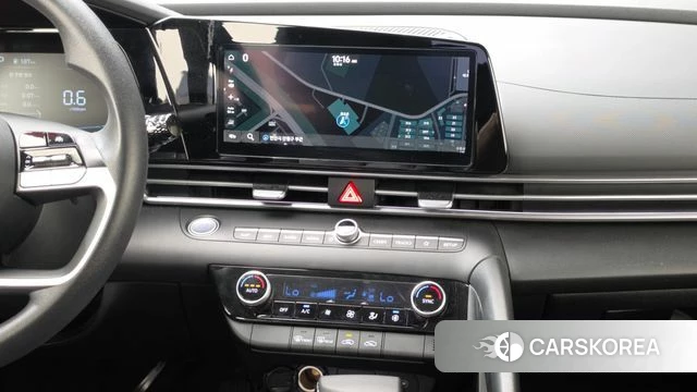 Hyundai The New Avante (CN7) 2023 Серебристо-серый из Кореи, фото 5